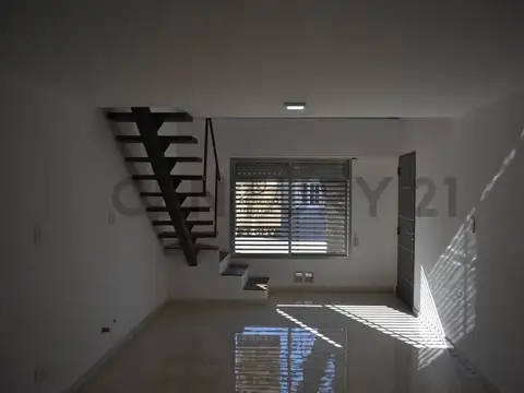 VENDE - Casa céntrica a metros del parque