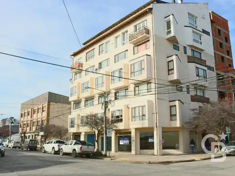 Local Comercial en Venta o Alquiler - Centro - Bariloche