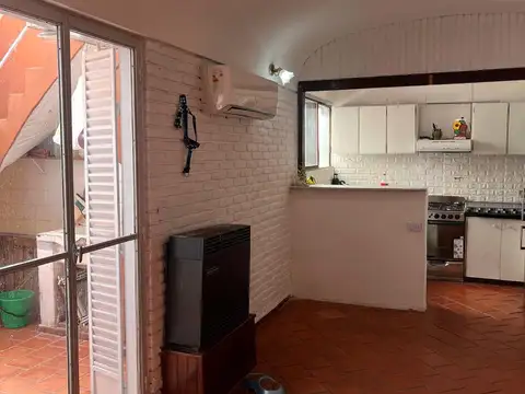 Depto Tipo Casa en Venta en Villa Lynch, USD 65.000