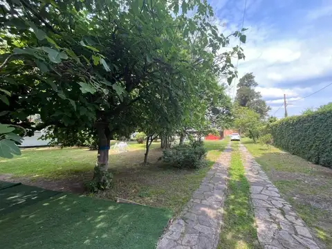 Quinta en venta - 5 Dormitorios 2 Baños - La Matanza