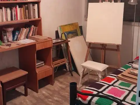 Casa 5 ambientes con 1 baño