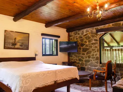 Casa 2 ambientes con 1 baño
