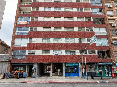 Apartamento en venta c/ cochera en Parque Batlle