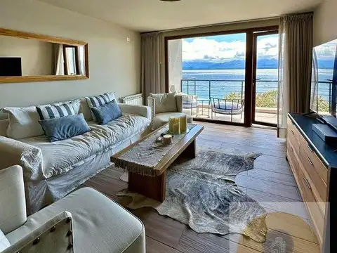 Departamento con vista al lago