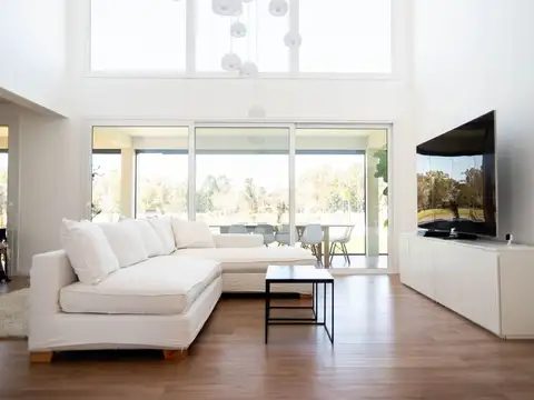 Casa en Alquiler de 6 dormitorios