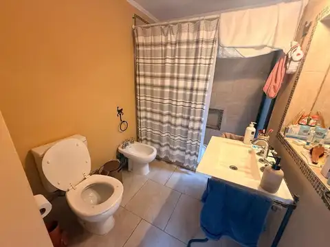 CASA EN VENTA EN MONTE. MODERNA Y LUMINOSA