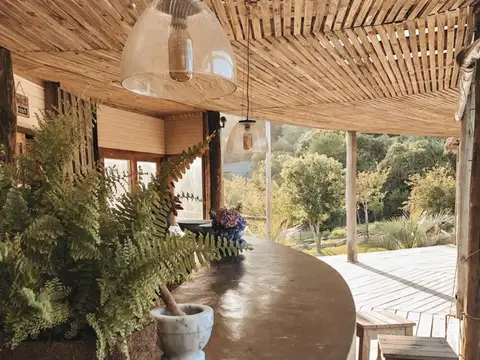 Complejo de 9 cabañas y 20 tiendas de Glamping