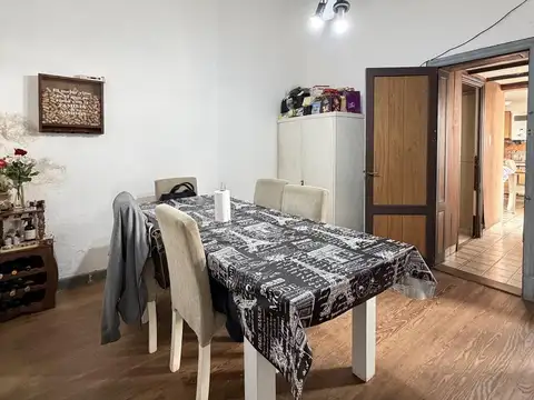 Casa de 1 Dormitorio   Comodin Con Patio Terraza y Parrillero