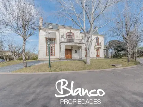 Casa  en Venta en Septiembre, Escobar, G.B.A. Zona Norte