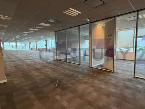 Alquiler de Oficina Semipiso de 900 M2- Incluye 13 cocheras - edificio Nodus 908