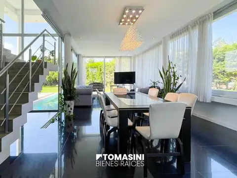 Casa en Venta en Arenas del Sur, USD 440.000