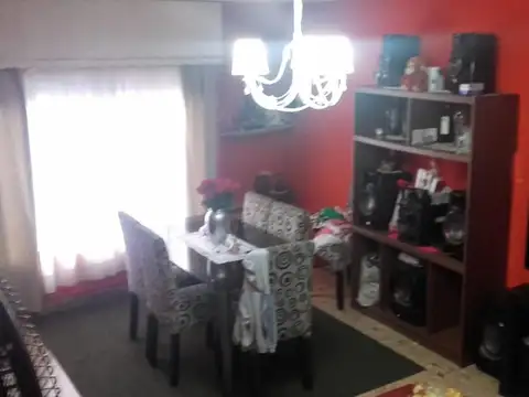 Departamento 4 ambientes con 1 baño