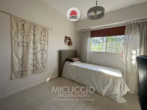 Departamento en Alquiler Anual. Av. 25 de Mayo N°432 (1°B), Escobar. AMOBLADO