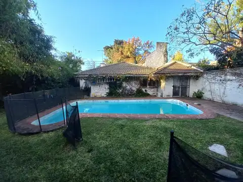 Casa en Venta en La Horqueta, USD 490.000