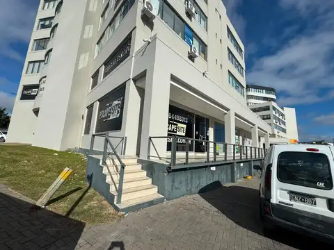 Local Comercial en Esquina oportunidad