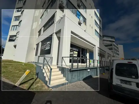 Local Comercial en Esquina oportunidad