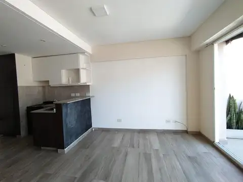 ALQUILER MONOAMBIENTE CON BALCÓN ATERRAZADO CONTRAFRENTE  