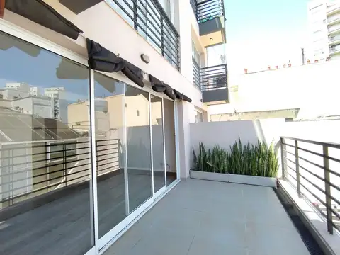ALQUILER MONOAMBIENTE CON BALCÓN ATERRAZADO CONTRAFRENTE  
