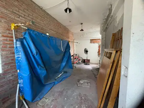 Depto Tipo Casa en Venta 41 años