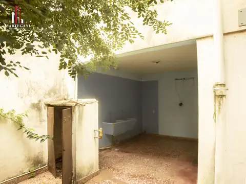 Casa 7 ambientes con 3 baños