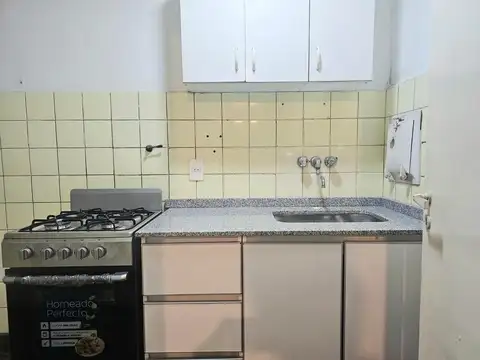 Departamento en Alquiler en Recoleta, $ 420.000