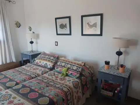 Casa en Venta - 4 Dormitorios 4 Baños - 950mts - Mar Del Plata