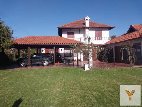 Casa en Venta - 4 Dormitorios 4 Baños - 950mts - Mar Del Plata