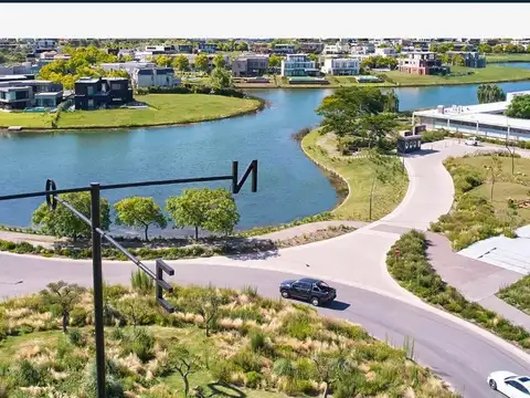 Terreno / Lote en venta de 893.13m2 ubicado en Amarras de Escobar