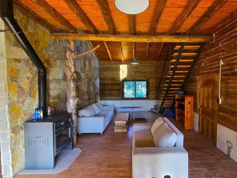 Casa 3 ambientes con 2 baños