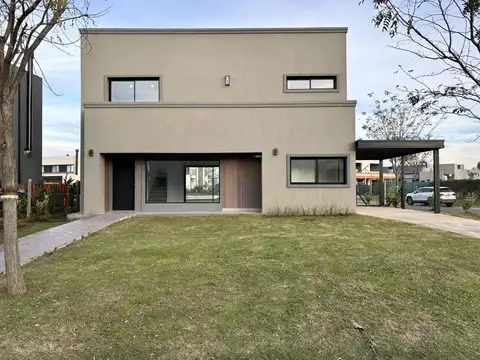 Casa en Alquiler de 3 dormitorios