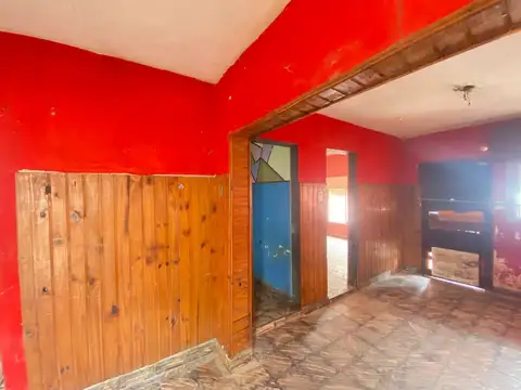 Casa 2 ambientes con 1 baño