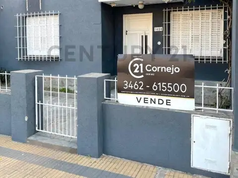 Estrugamou 1400, Piso 0