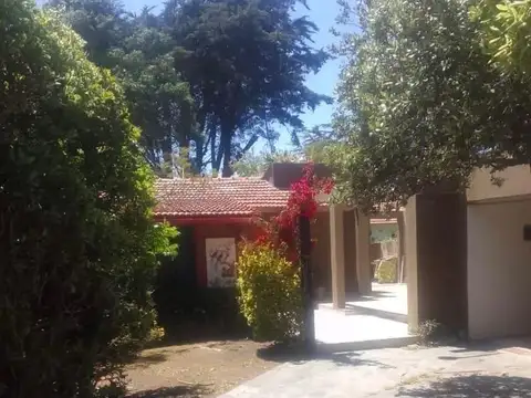 Alquiler de casa  3 ambientes en acantilados