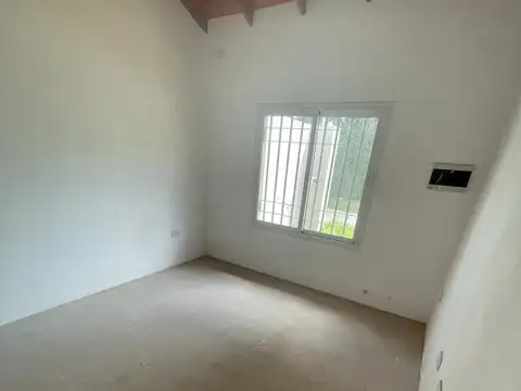24 bis y 117 hermosa casa a estrenar