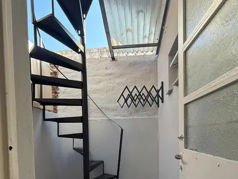 Depto Tipo Casa en Alquiler de 1 dormitorio