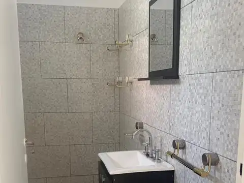 Depto Tipo Casa en Alquiler de 3 ambientes
