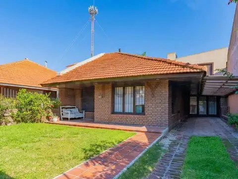 Casa en Venta en Parque Luro, USD 199.000