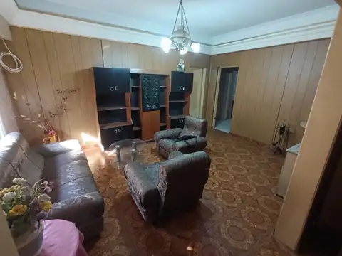 CASA DE 3 AMBIENTES EN LA TABLADA