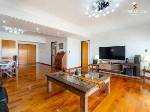Departamento en Venta de 5 ambientes