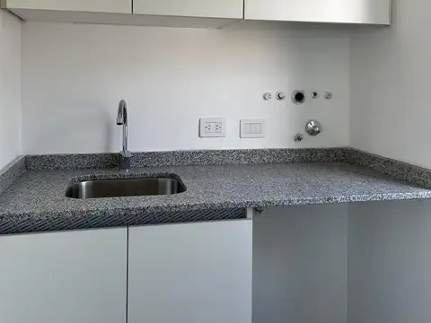 Casa 2 ambientes con 1 baño