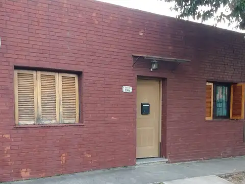 Casa PH frente patio parrilla en Venta Villa Adelina, San Isidro, G.B.A. Apto crédito hipotecario