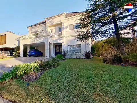 CASA EN VENTA EN SAINT THOMAS OESTE - CANNING