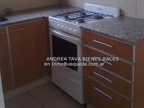 46 e/ 2 y 3 300, Piso 3