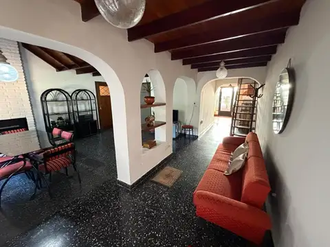 Casa en Venta en San Antonio de Padua, USD 168.000