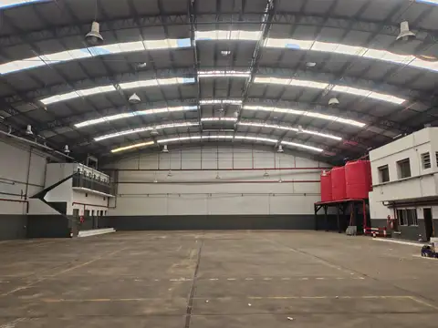 Galpón en alquiler en Barracas de 1.700 m2