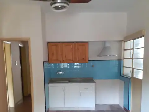 Casa en Alquiler con 1 cochera