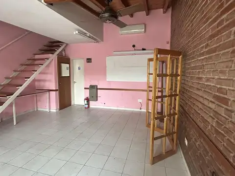 ALQUILER Local Comercial 45m2. Calle Mitre Nº843