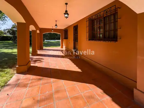 Casa en Venta en Barrio Parque Leloir, USD 420.000