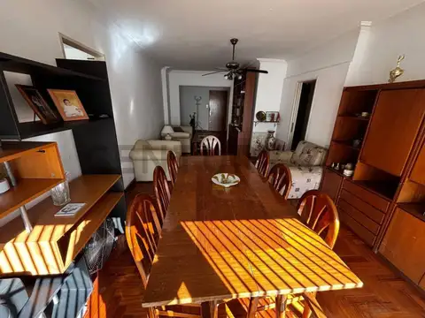 VENTA-DEPTO 3 AMB. AMPLIO + PATIO - VILLA URQUIZA CENTRO.