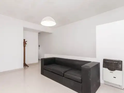 Depto Tipo Casa 4 ambientes con 2 baños